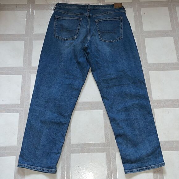 EXCELLENT CONDITION WOMEN’S SIZE 14 AMERICAN EAGLE STRETCH 90’S STRAIGHT JEANS - Picture 3 of 6